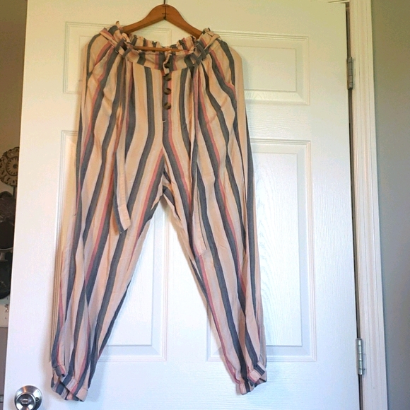 American Eagle Outfitters Pants - Loose pants